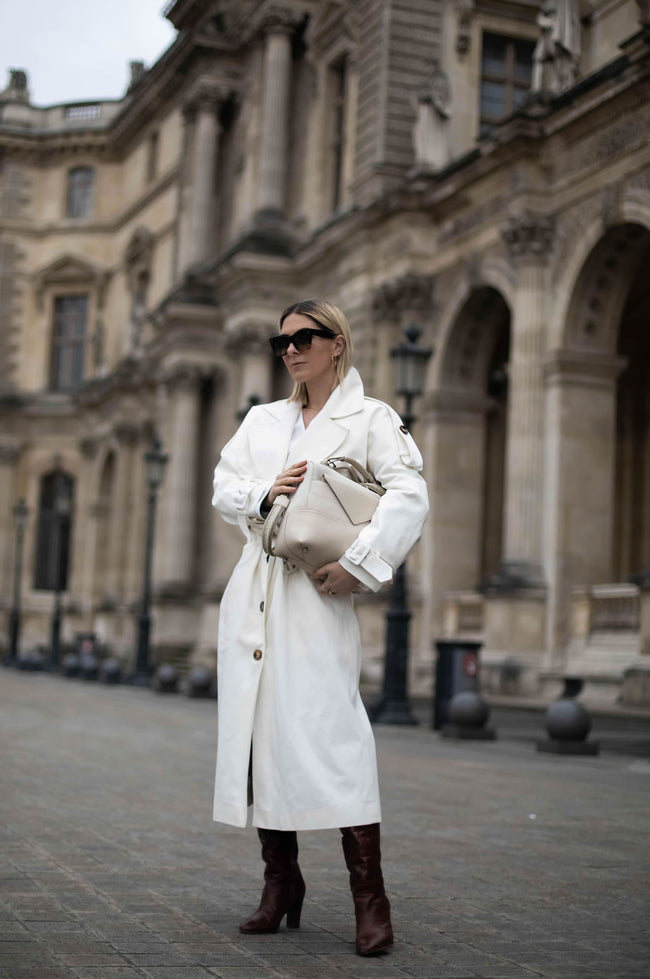 julia-mateian-as-seen-on-luxury-handbags-23