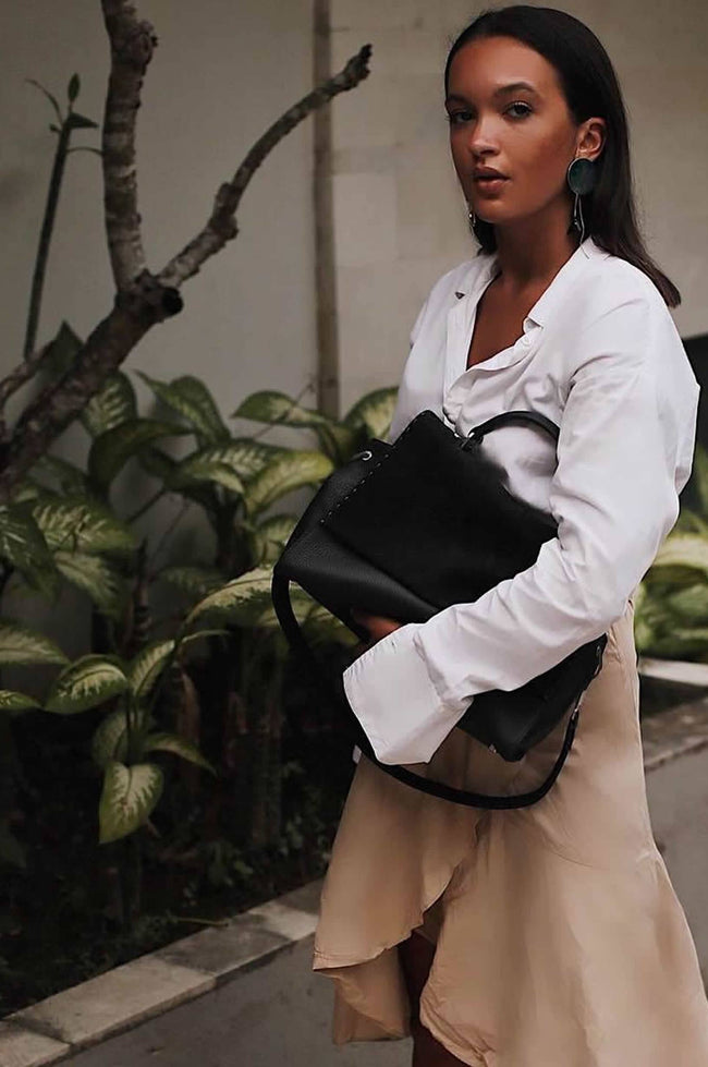 oumayma-elboumeshouli-as-seen-on-luxury-handbags-2-1634