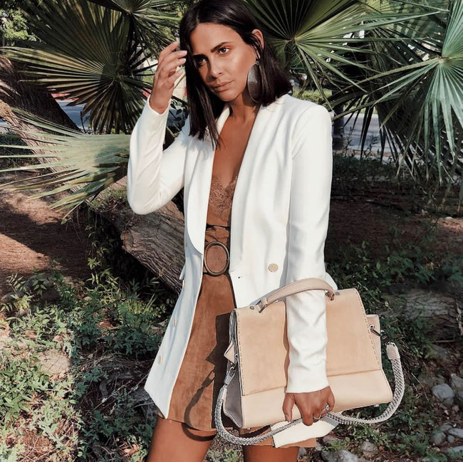 samantha-francis-baker-as-seen-on-luxury-handbags-11-710370